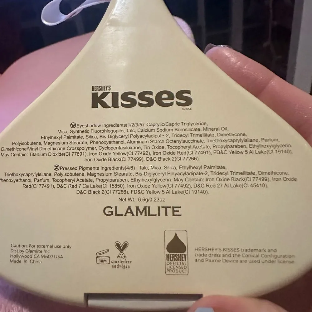 Glamlite Almond Kiss Pallete